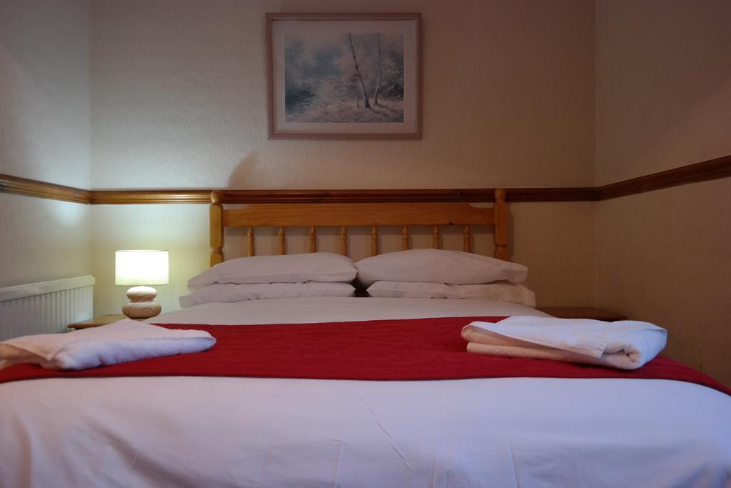 A4 Hotel Bristol Room photo